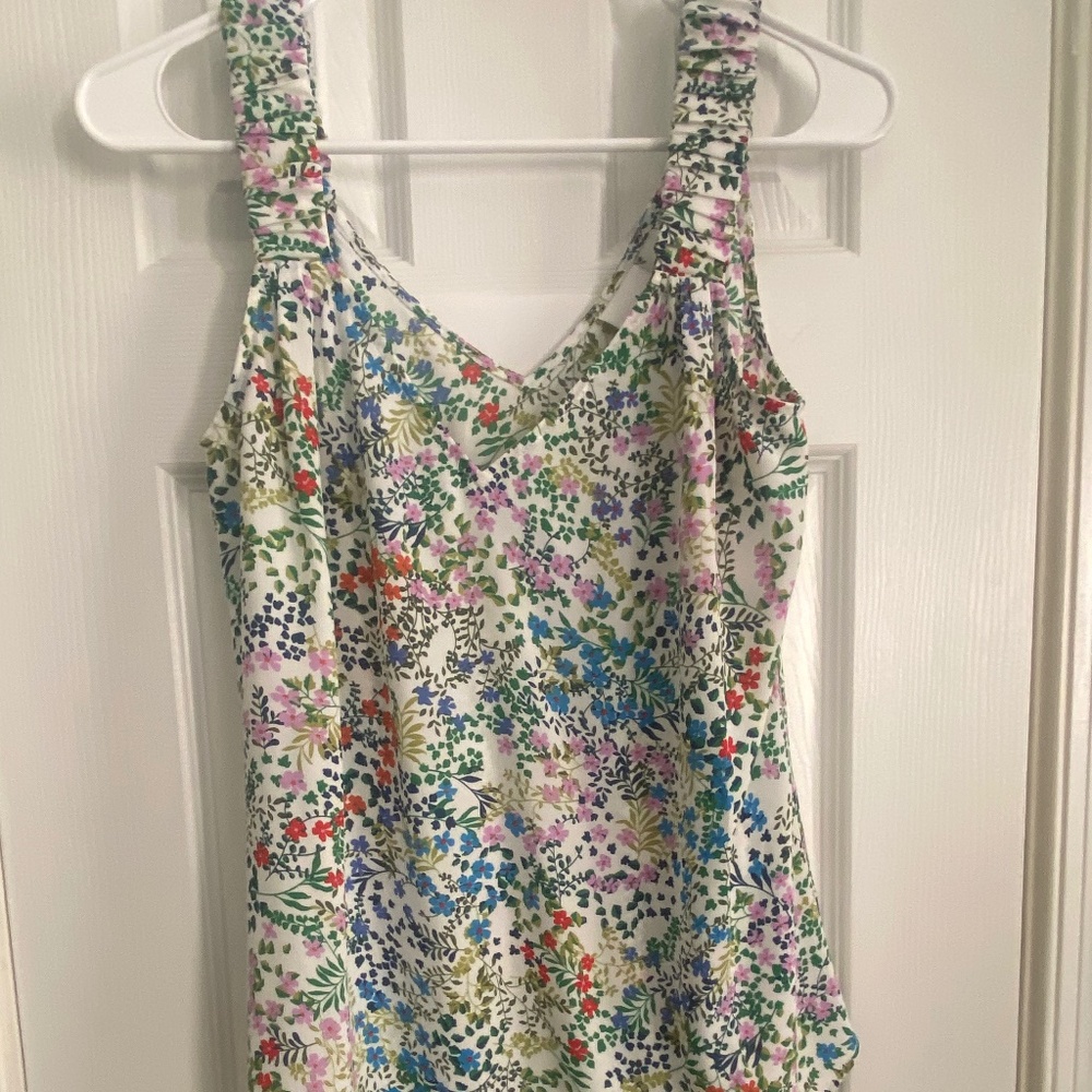 Beautiful Sweet floral Cabi Tank